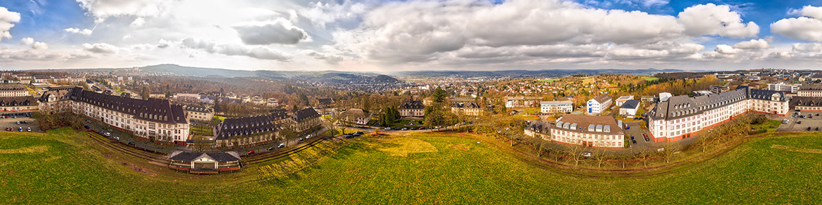 Der Exerzierplatz der Spilburg in Wetzlar aus 50 Metern Höhe