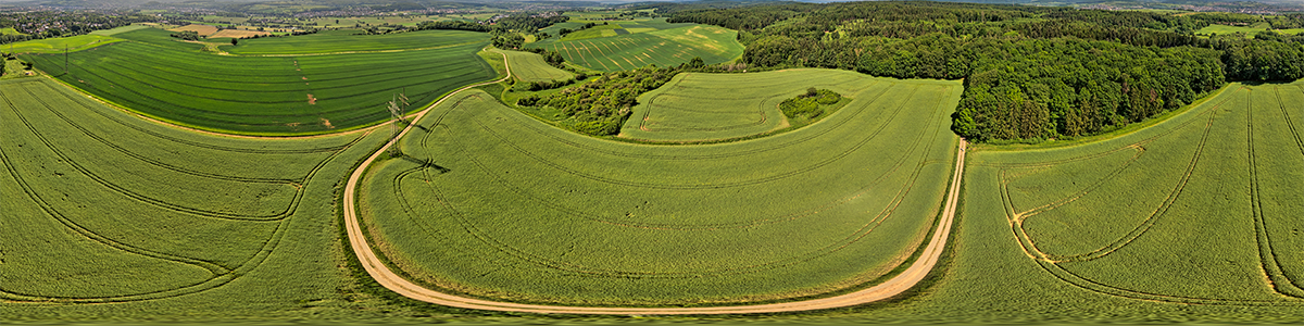 Blick auf das Lahntal und Kloster Altenberg